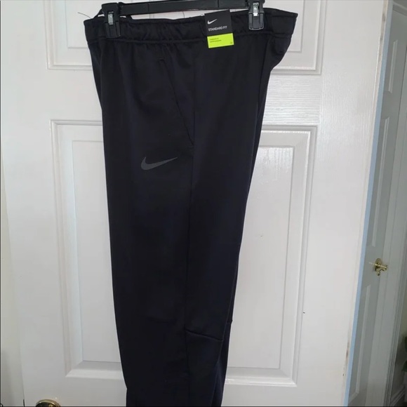 nike black joggers dri fit